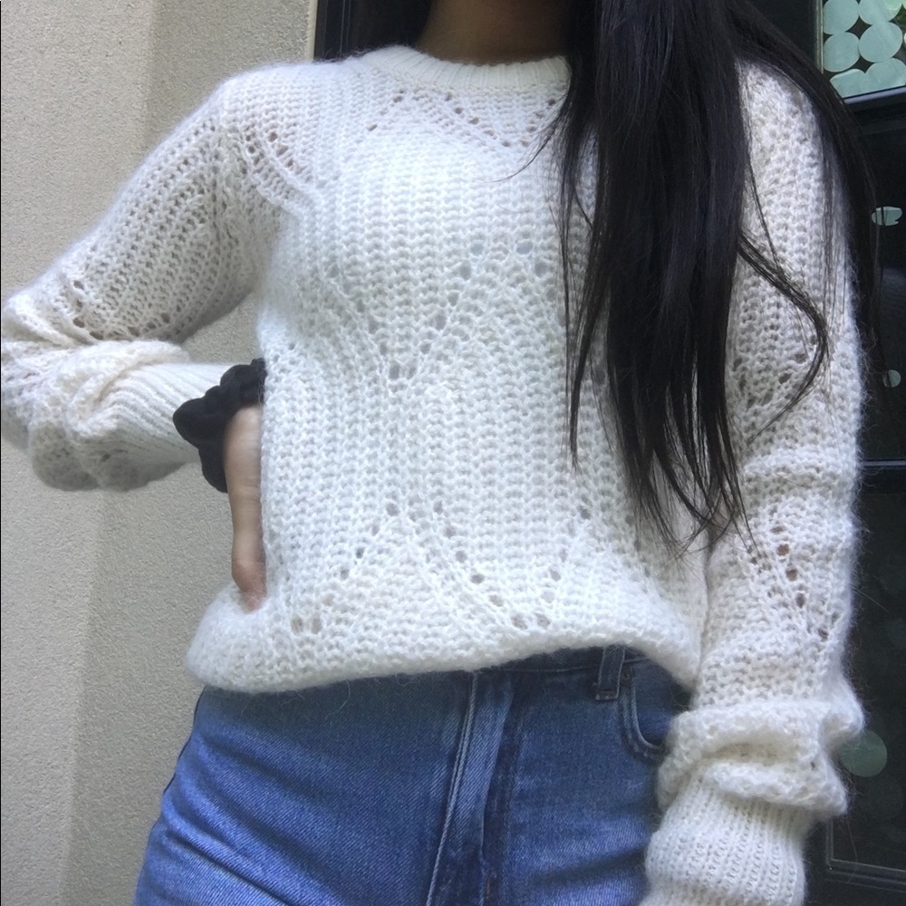 NWOT A&F White Sweater